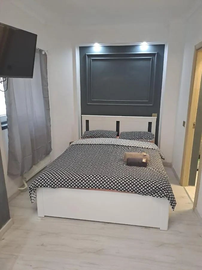 Deluxe Studio Oldtown Apartment Bucureşti